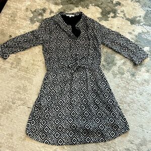 DR2 long sleeve black and white dress